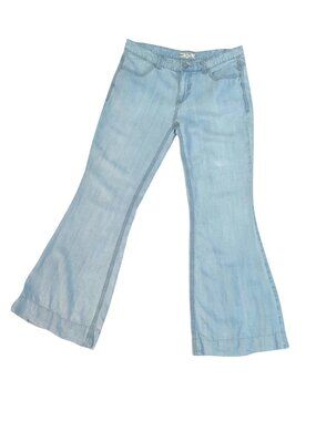 Free People vintage Light Wash Flared Tencel Jeans W26 zip Fly